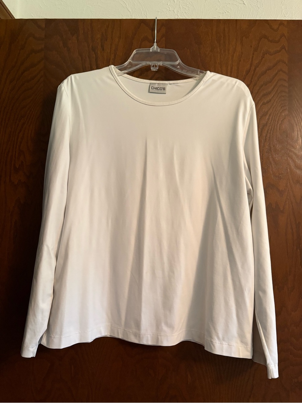 Chico's Cream Long Sleeve Crewneck Top